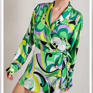 Abstract Long sleeve wrap romper